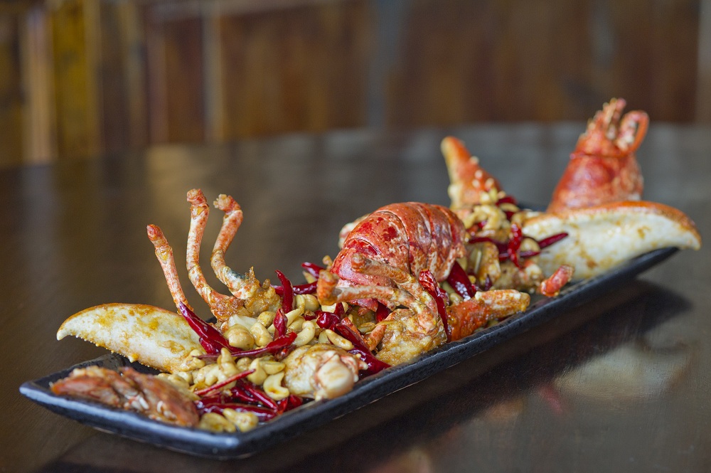 Hutong Kung-Po style whole lobster_LowRes
